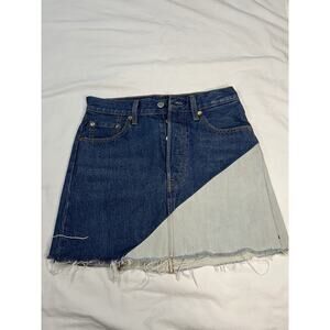 Levi’s Premium Denim Mini Skirt Size 25 Raw Hem Colorblock Button Fly Y2K